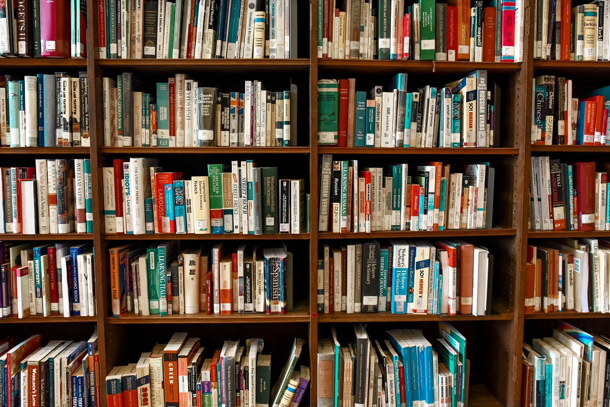Library copyrightfree 